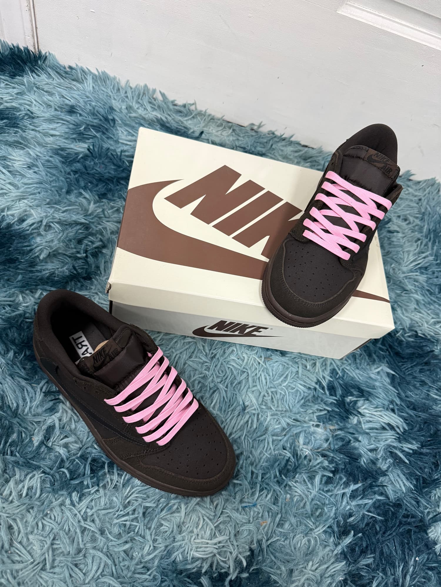 Air Jordan 1 Retro Low OG SP Travis Scott  Velvet Brown
