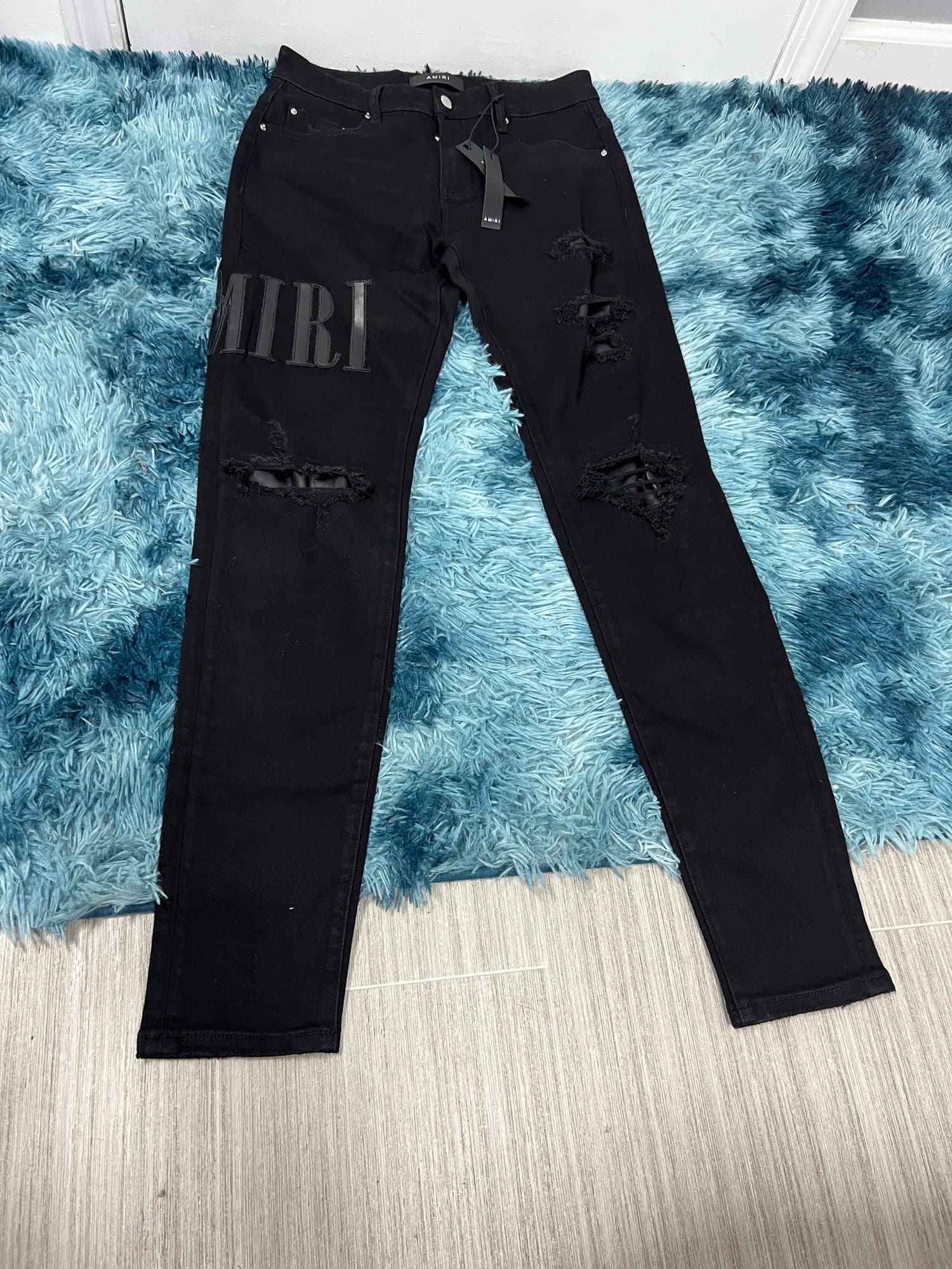 AMIRI JEANS