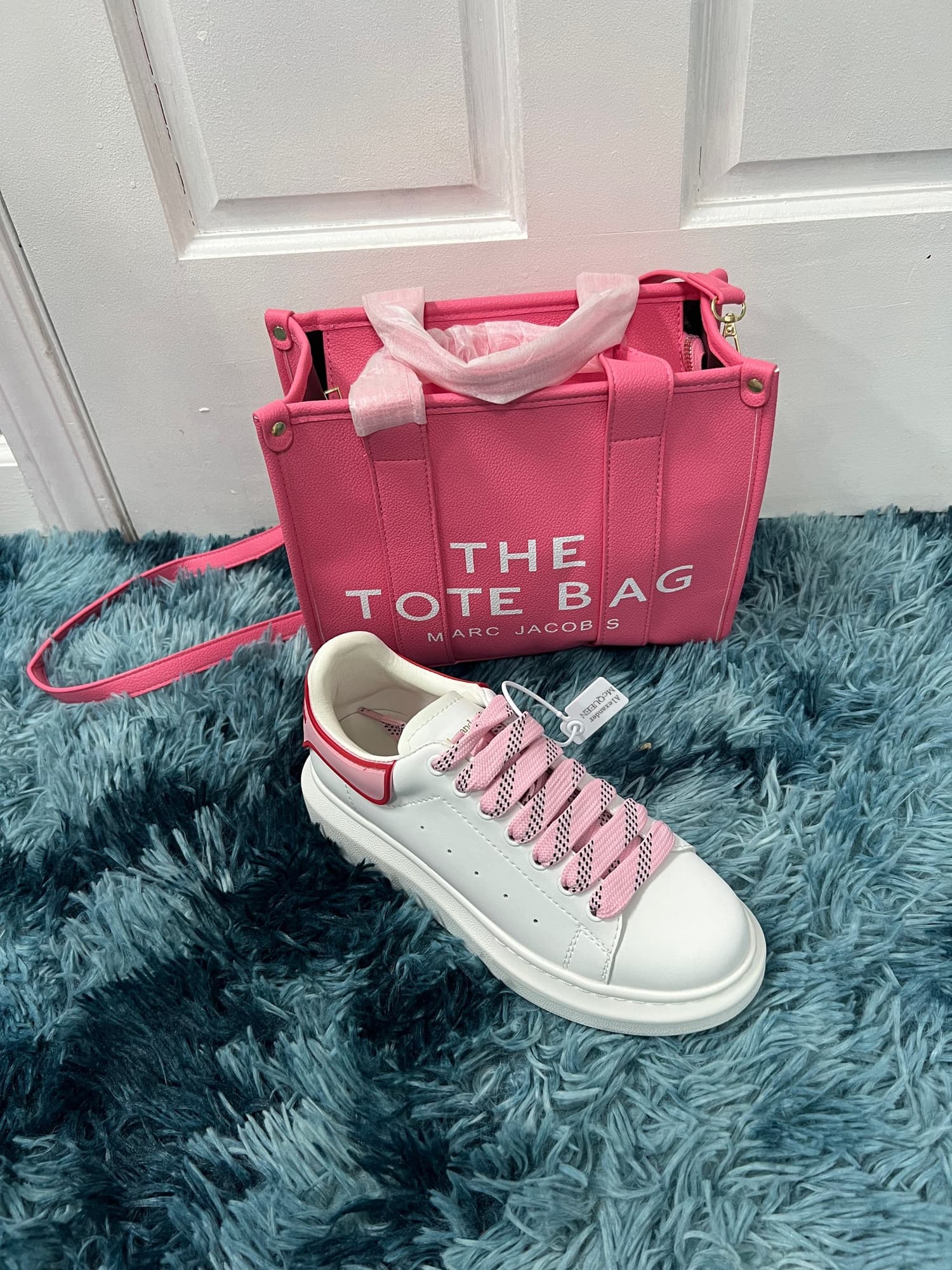 ALEXANDER & TOTE BAG SET