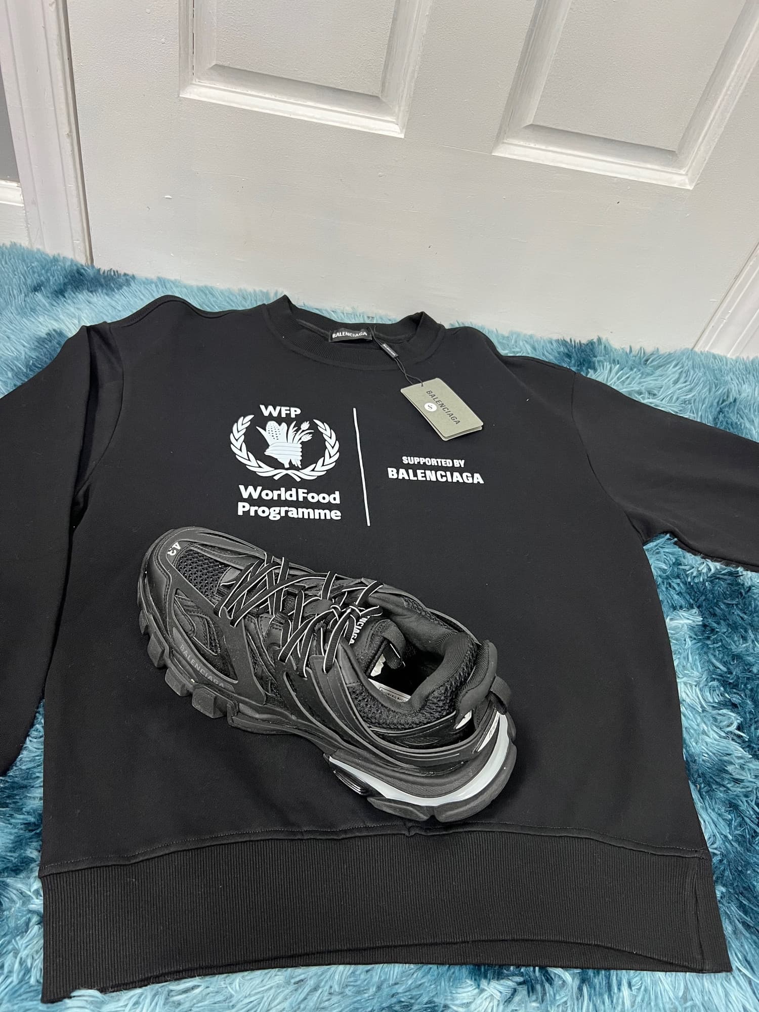 BALENCIAGA LED TRACK SET