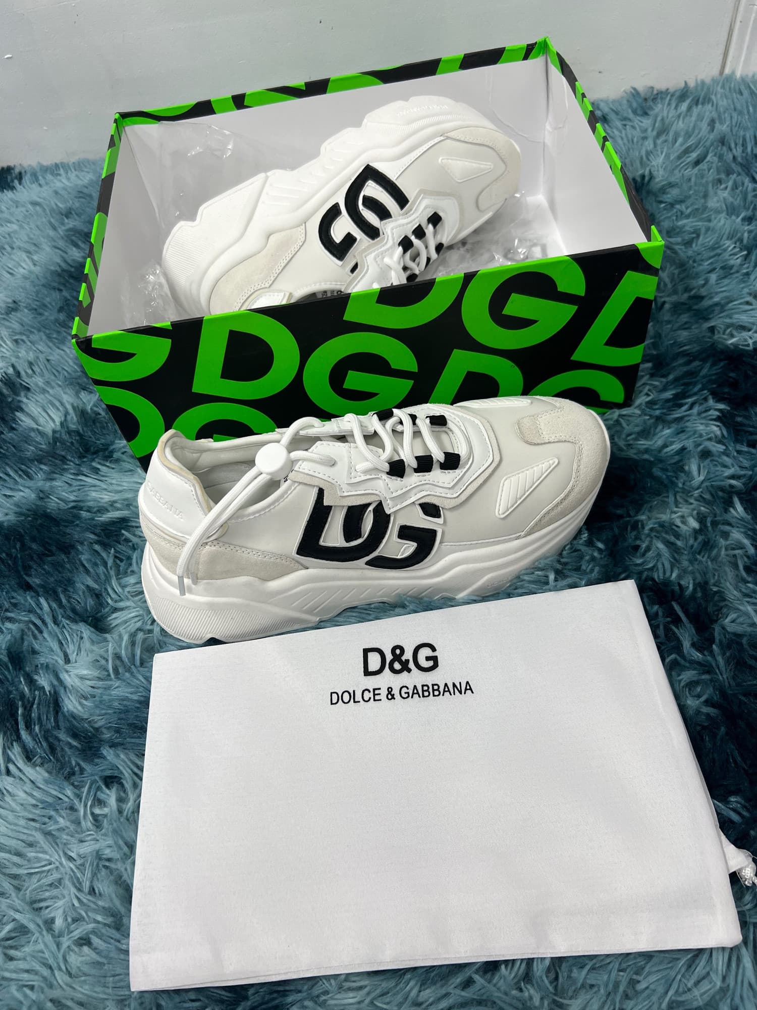 D&G SHOES