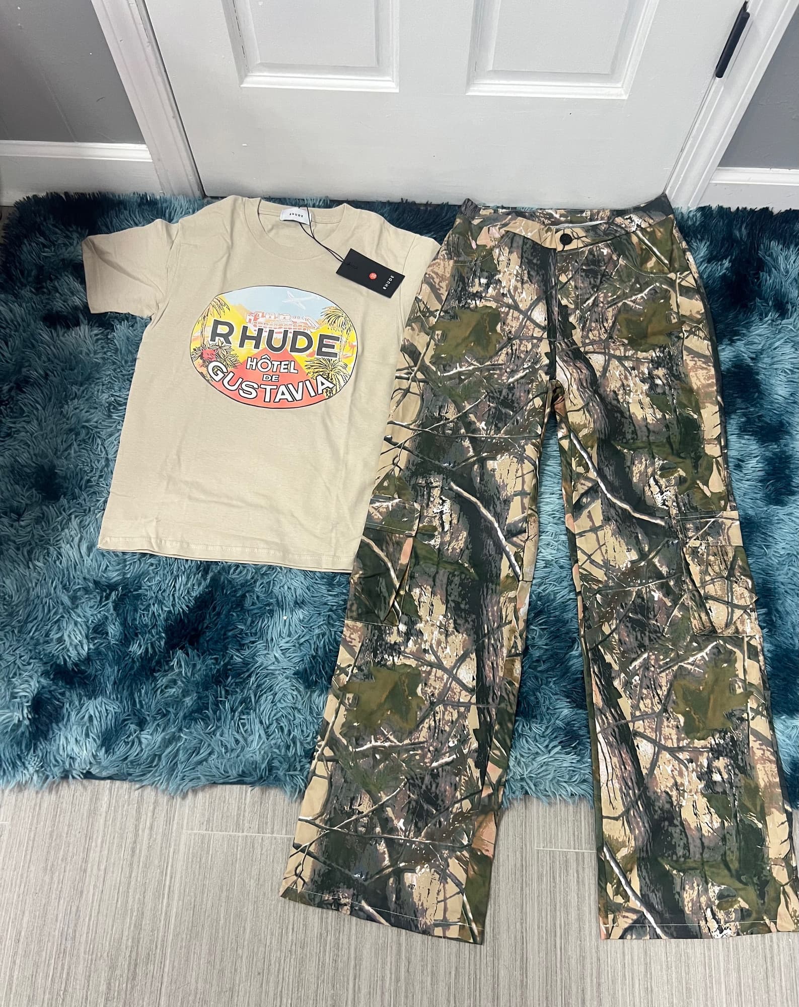 RHUDE SHIRT & CARGO SET