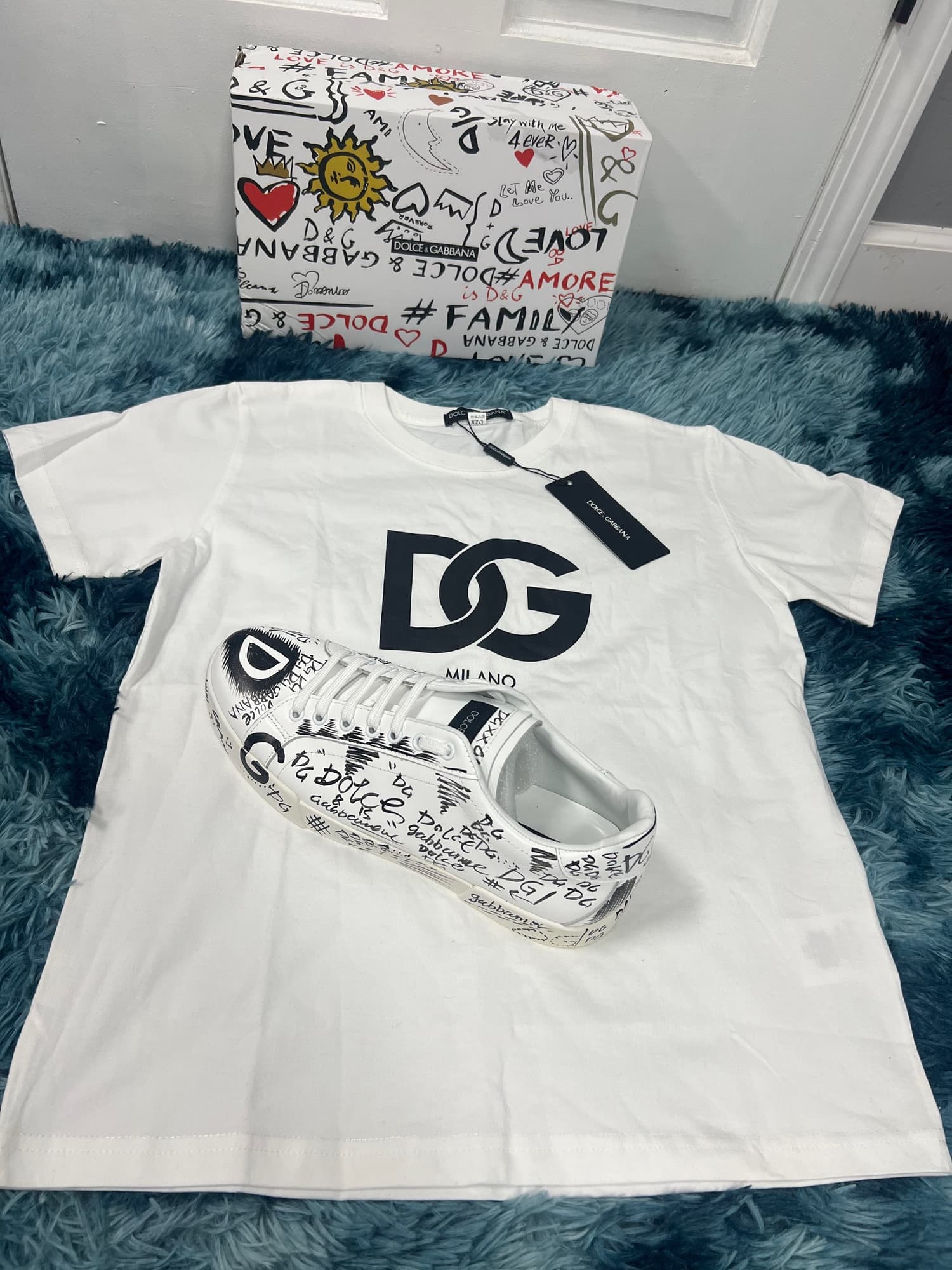 D&G SET