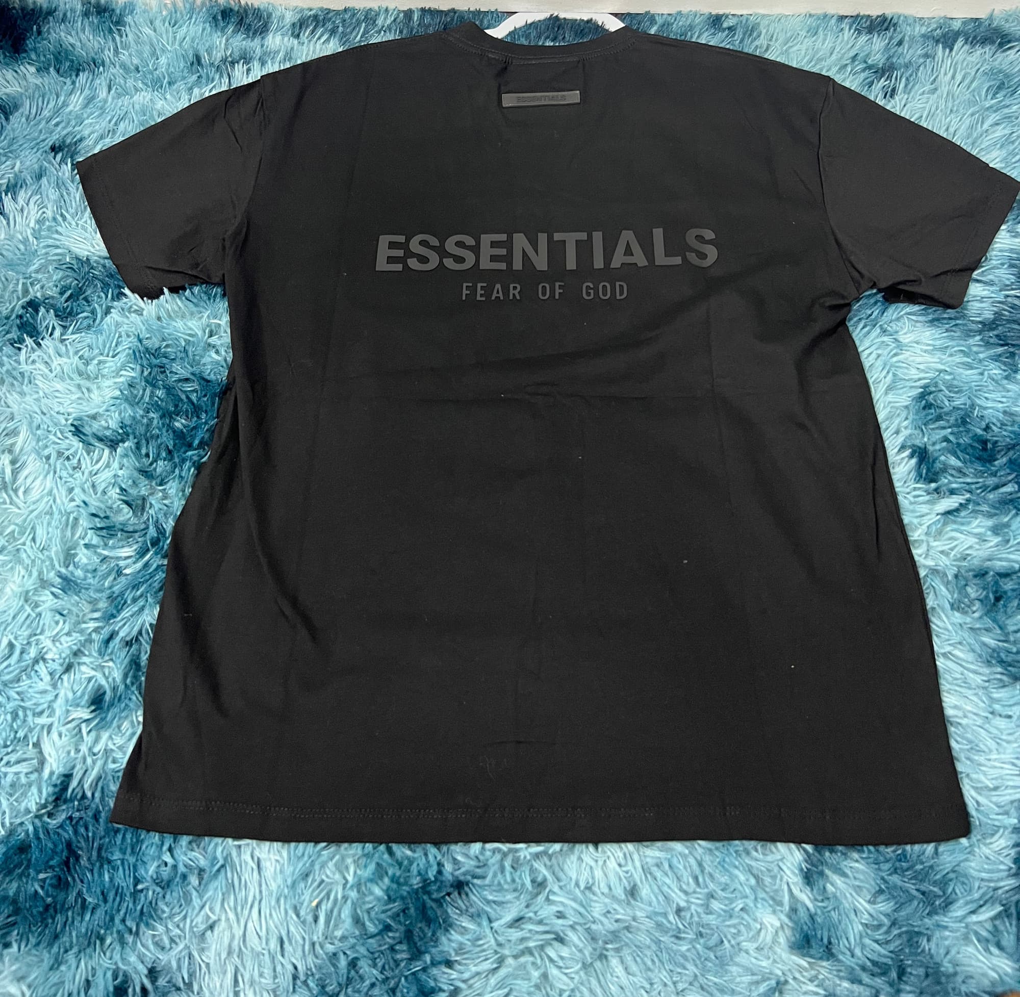 ESSENTIAL SHIRT WITH BACK LOGO