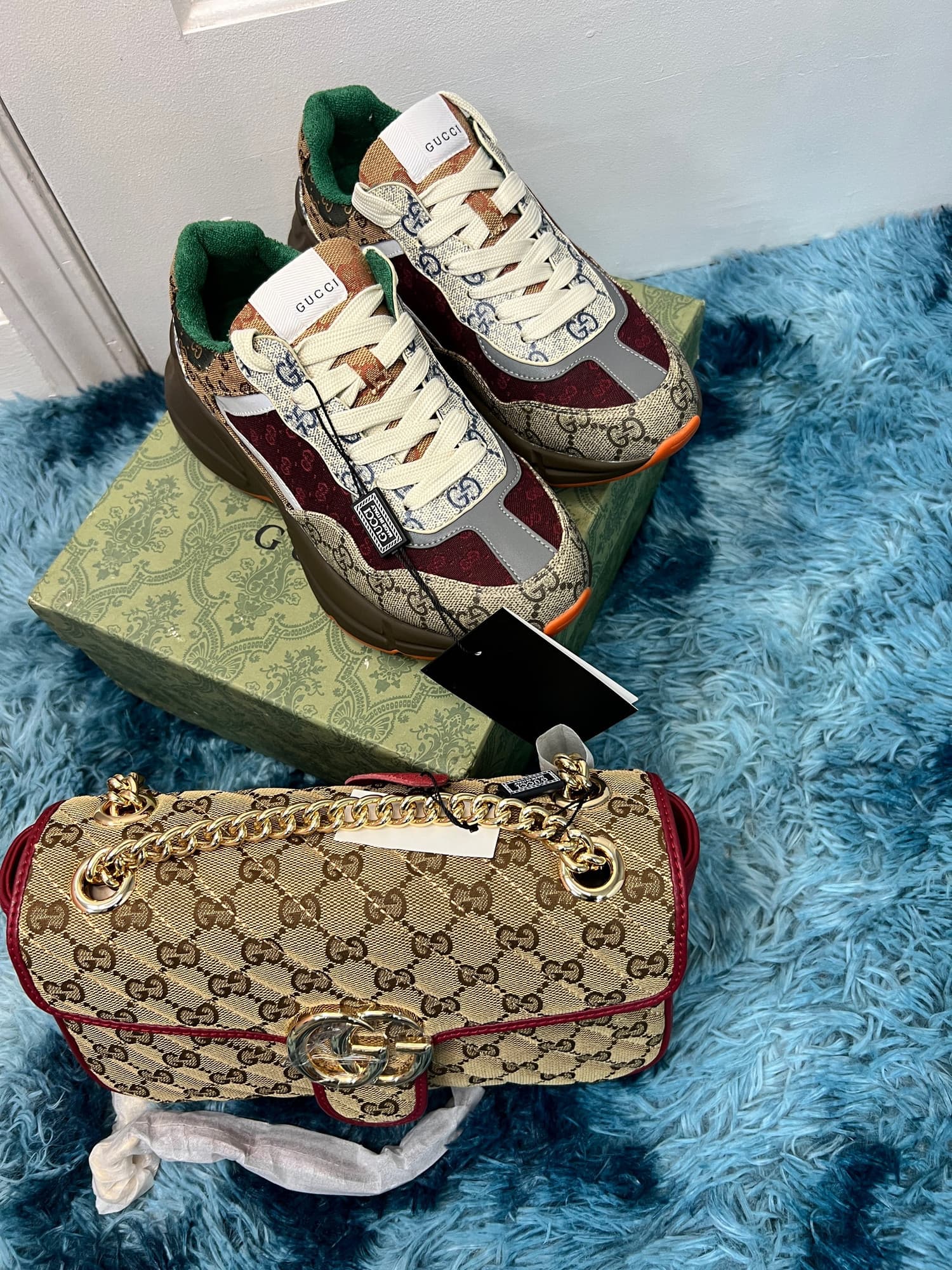 Gucci set