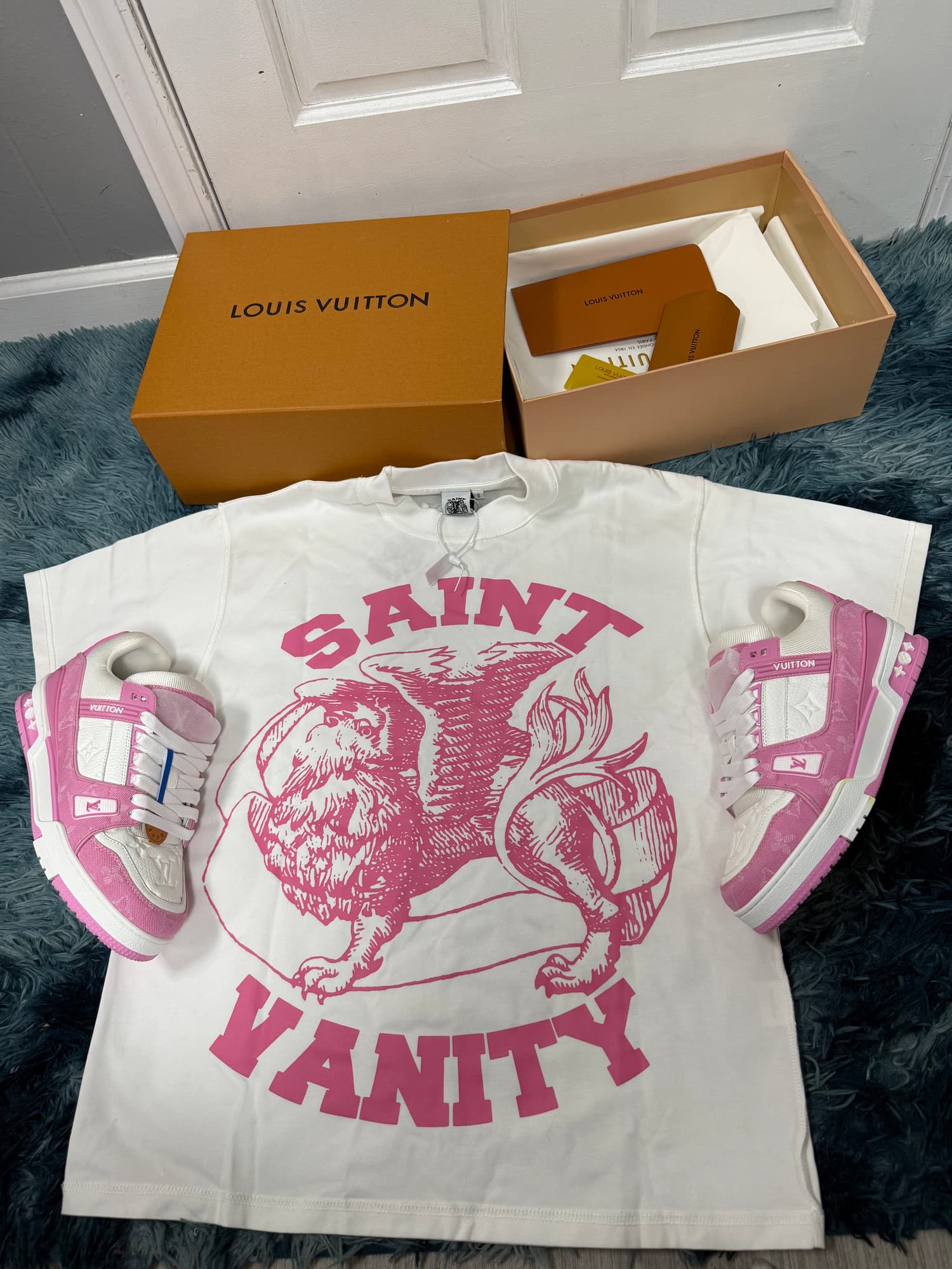 LV AND SAINT VANITY SET