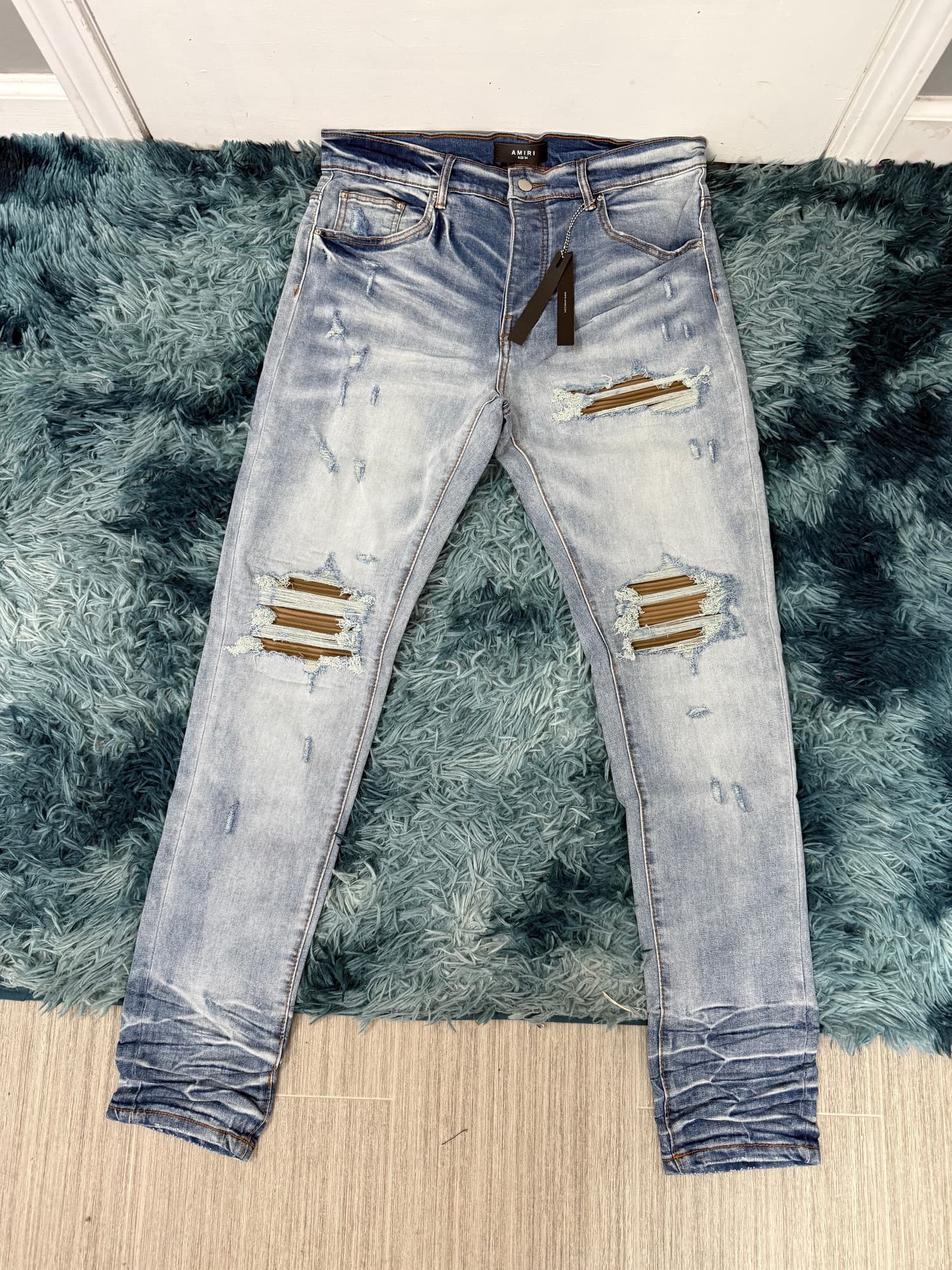 AMIRI JEANS