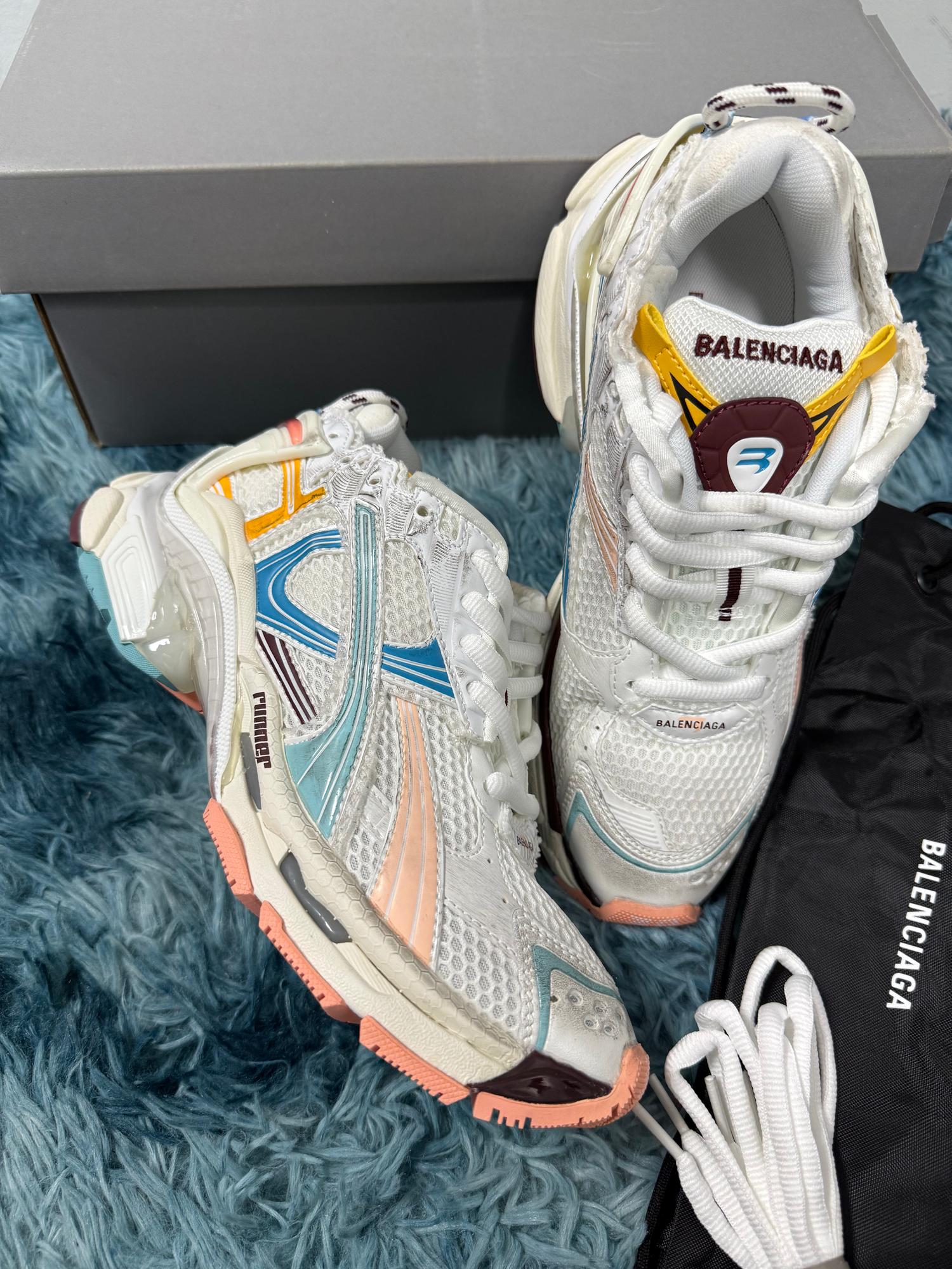 BALENCIAGA RUNNER