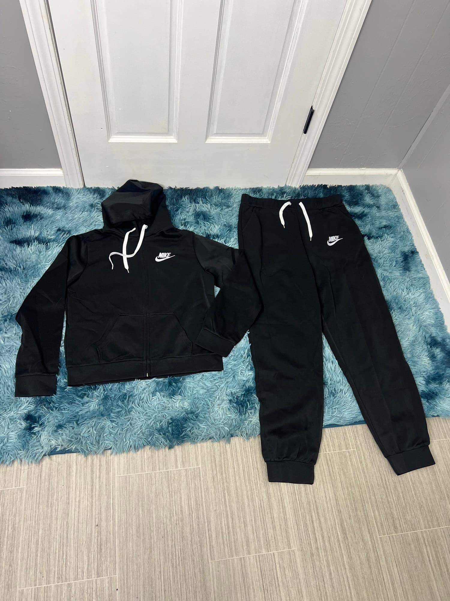 WOMEN NIKE SET