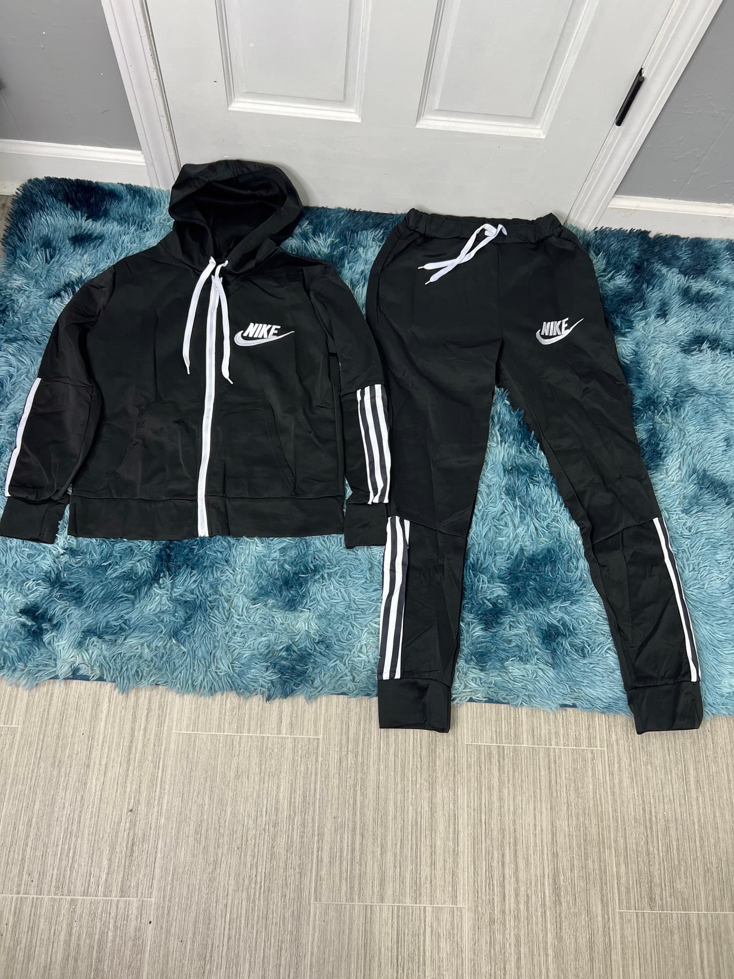 WOMEN NIKE SET